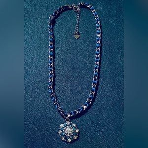 ❄️ SNOWFLAKE ❄️ Cookie Lee 10” necklace